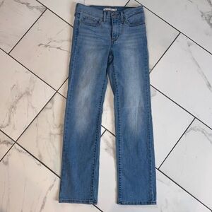 Women’s Levi 314 Jeans